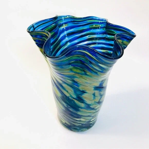 Arribas Brothers Walt Disney World Blown Glass Ruffled Vase 9” Blue Yellow Swirl - Picture 8 of 15